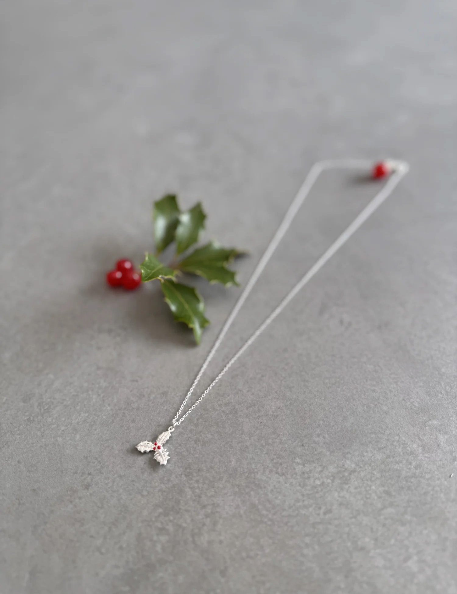 HollyNecklaceE7075.jpg