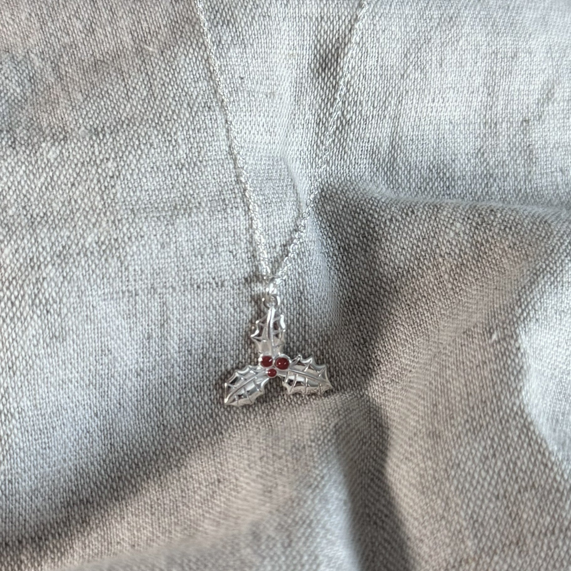 Holly Necklace