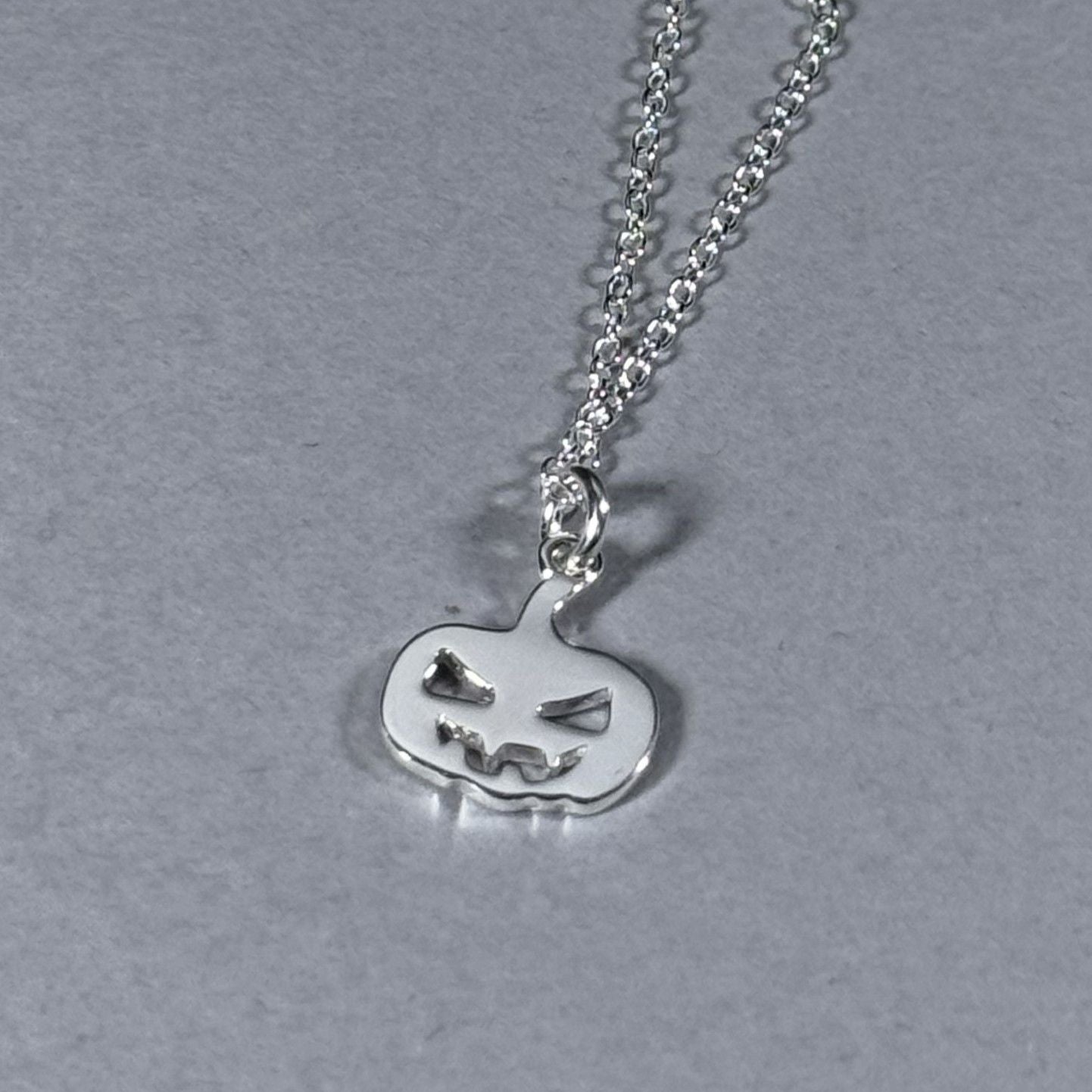 Pumpkin necklace in sterling silver